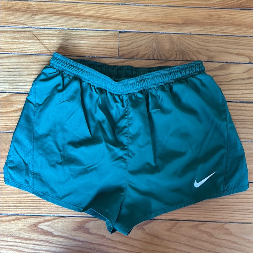 Nike Green Women's Shorts - Small - NWOT